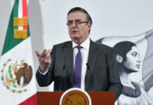 Mexican officials optimistic about last-minute deal to avoid 30% US tariff Ebrard