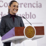 What to do about toxic SpaceX debris washing ashore in Tamaulipas: Thursday’s mañanera recapped President Sheinbaum stands behind a podium at her morning press conference