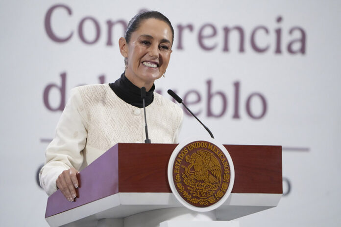 Sheinbaum at her morning press conference