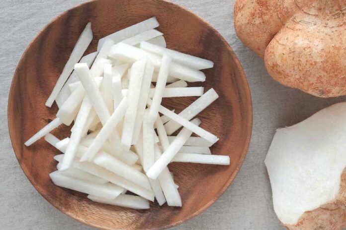 A bowl of chopped Jícama