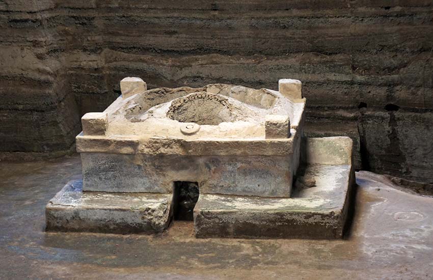 temazcal bath in Joya Ceren in El Salvador