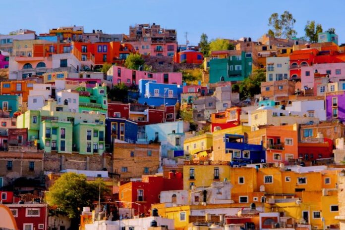 Colorful homes in Guanauato