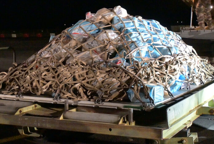 Drug bust on boat in French Polynesia