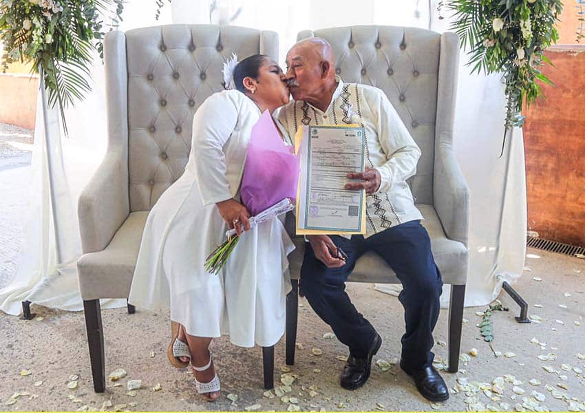 collective wedding in Oaxaca city