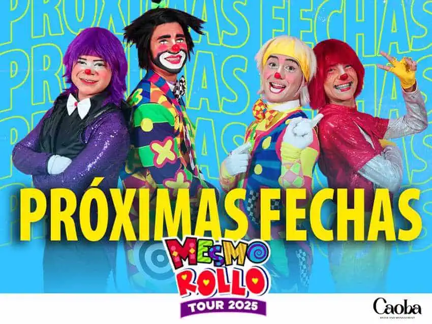 A promotional poster for the "MESMO ROLLO TOUR 2025," featuring four Mexican comedians dressed as clowns, one with purple hair and a sparkly suit, another with black hair and a multicolored checkered shirt, a third with yellow hair and a polka-dotted suit, and the fourth with red hair and a sparkly pink top. All are in full clown makeup with painted smiles and red noses, posing cheerfully.