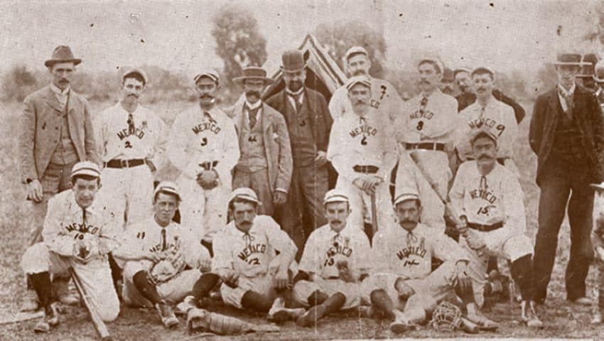 Baseball team in 1890s