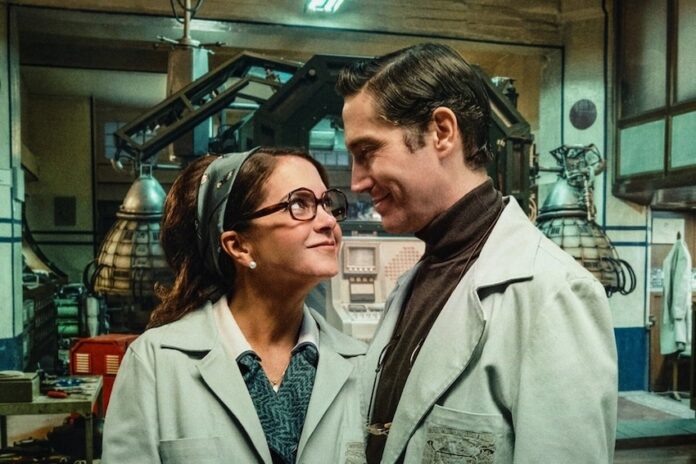 Two scientists in conversation