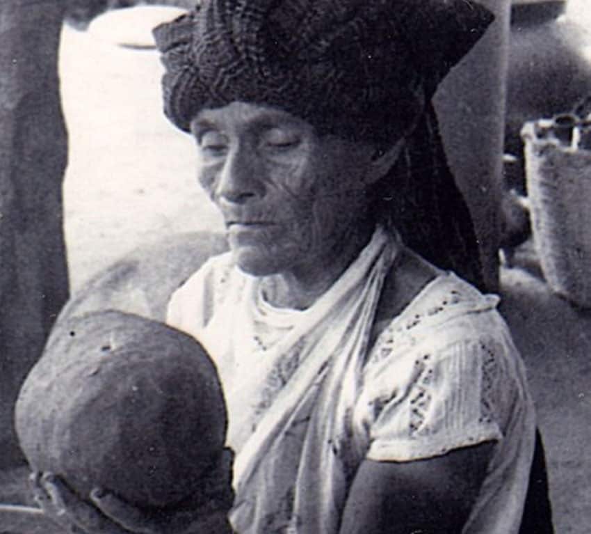 Doña Rosa's discovery led artists like Carlomagno Pedro to explore new possibilities